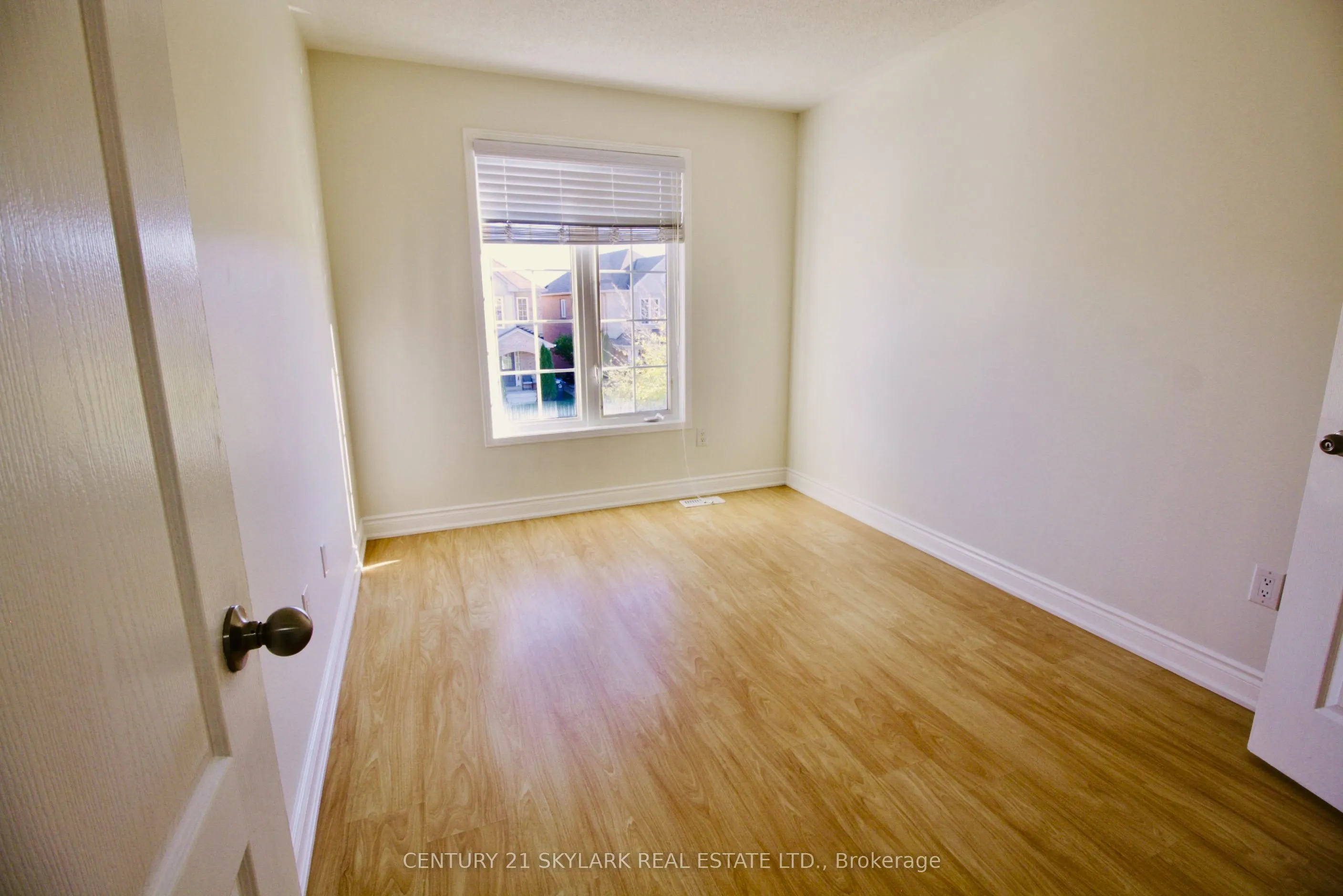 61 Lightcatcher Circle
