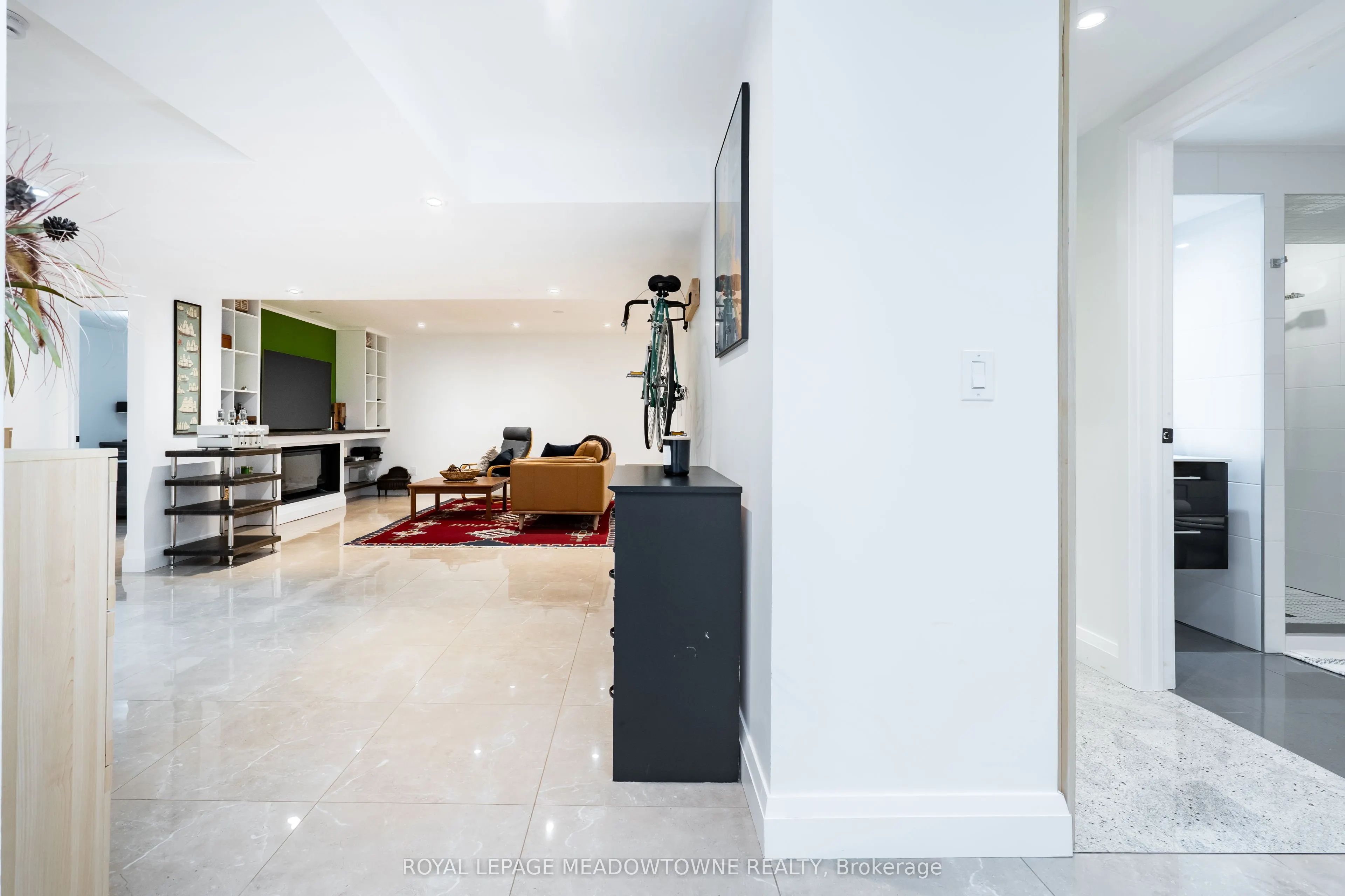 26 Emperor Drive