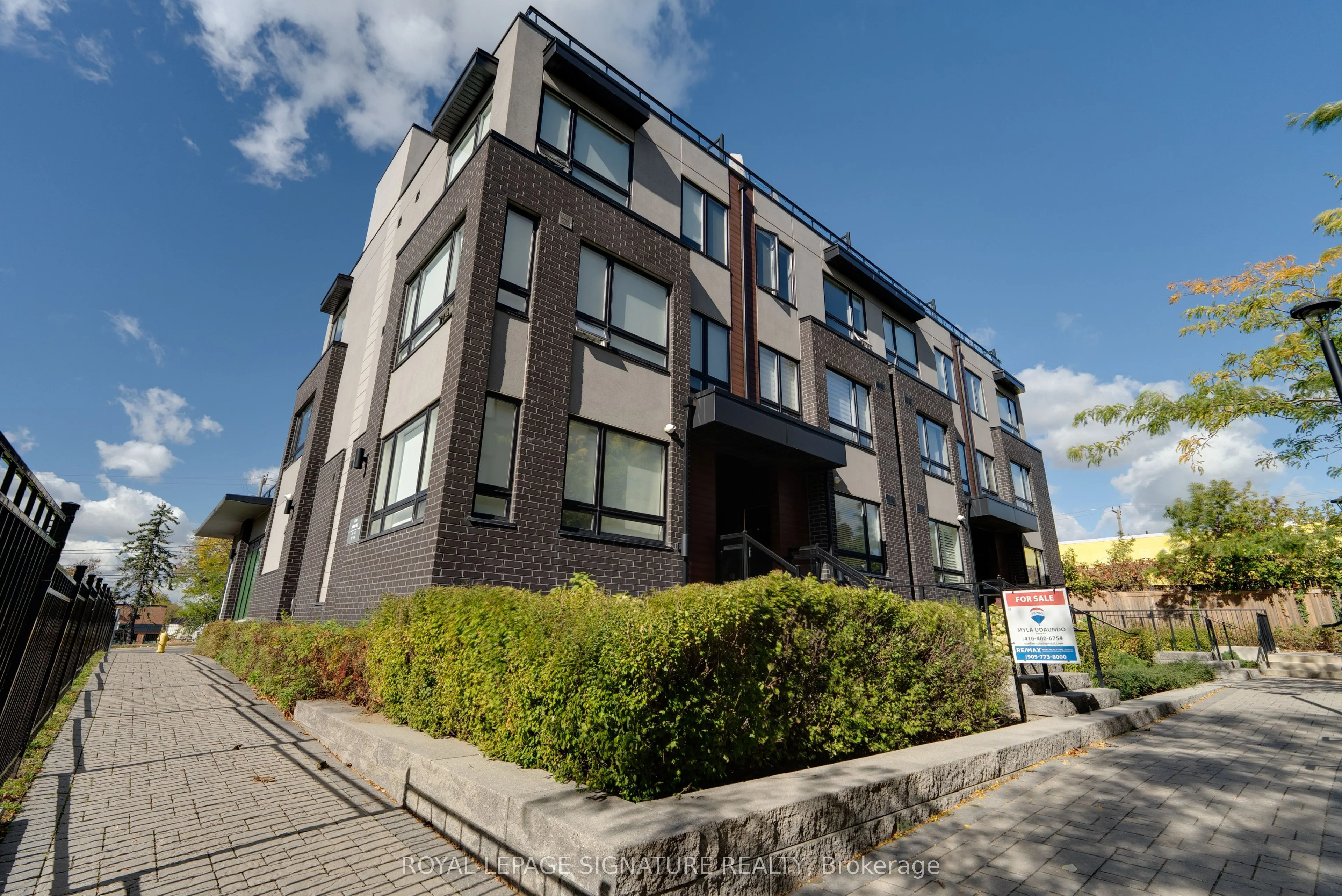 1150 Briar Hill Avenue #304