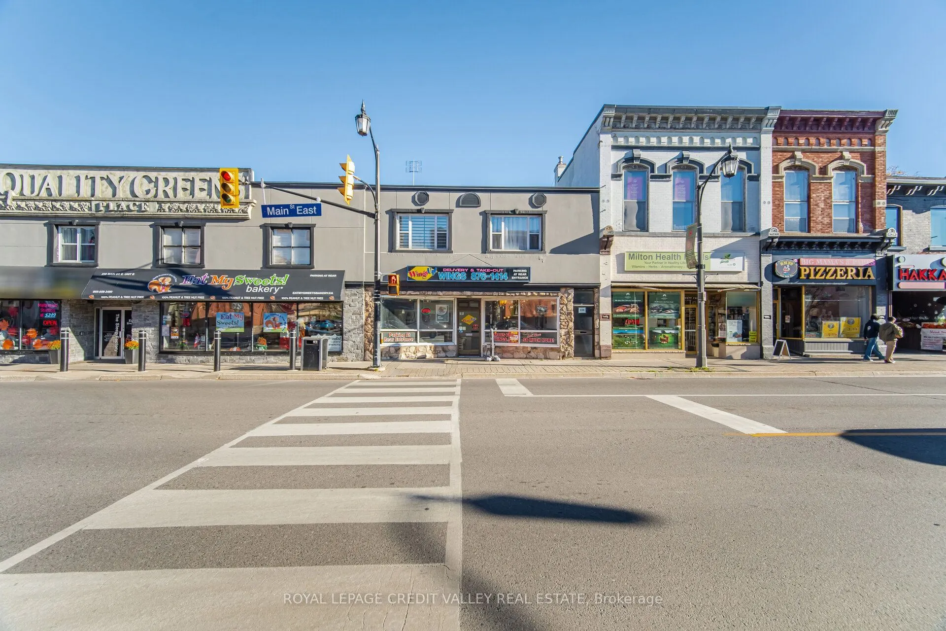 228 Main Street E