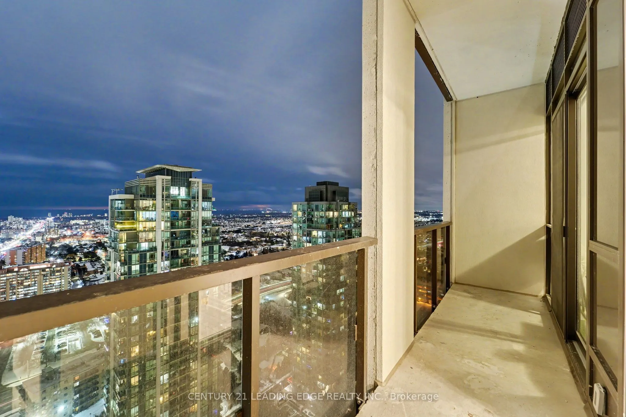 30 Elm Drive W #06
