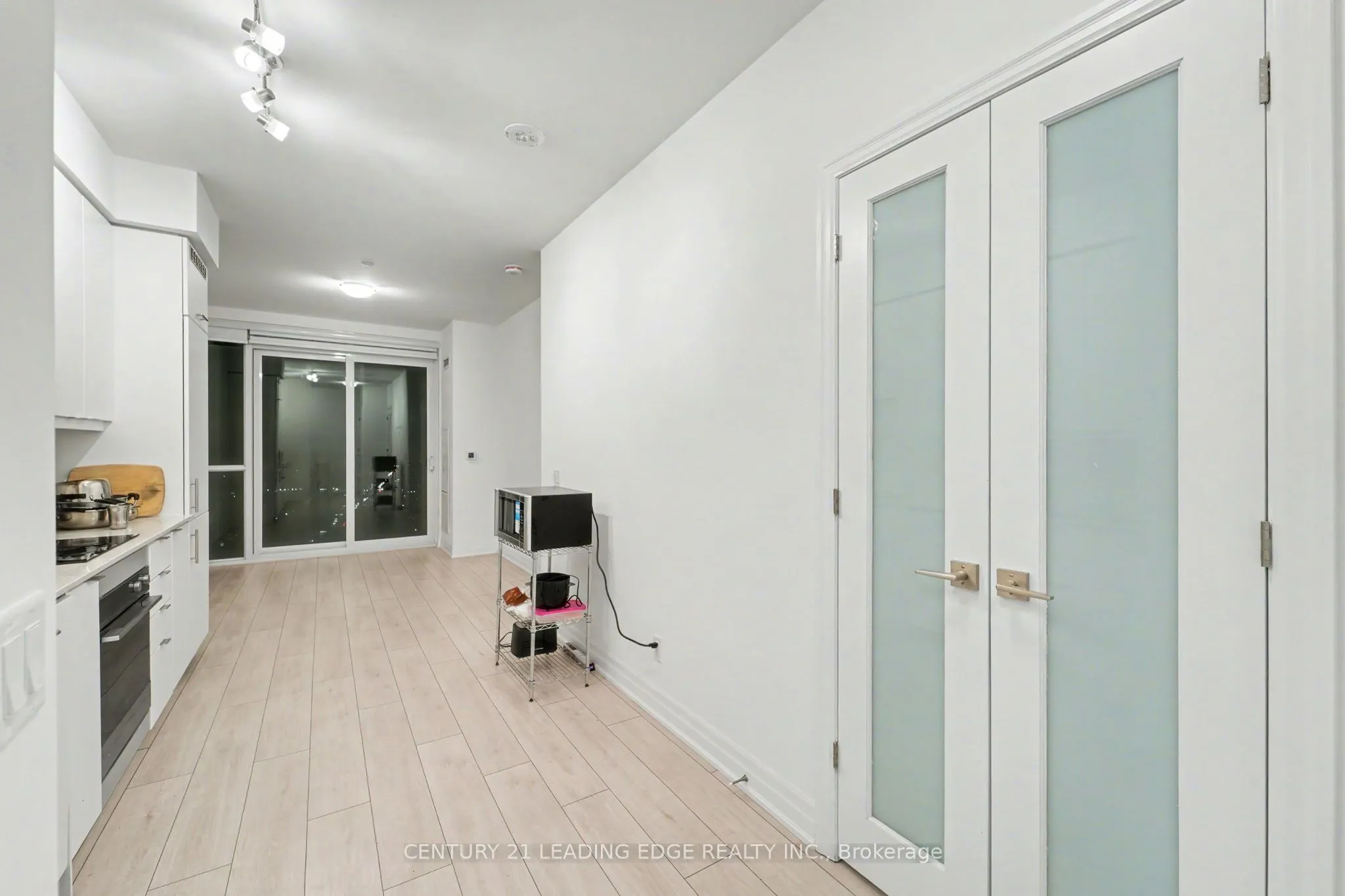 30 Elm Drive W #06