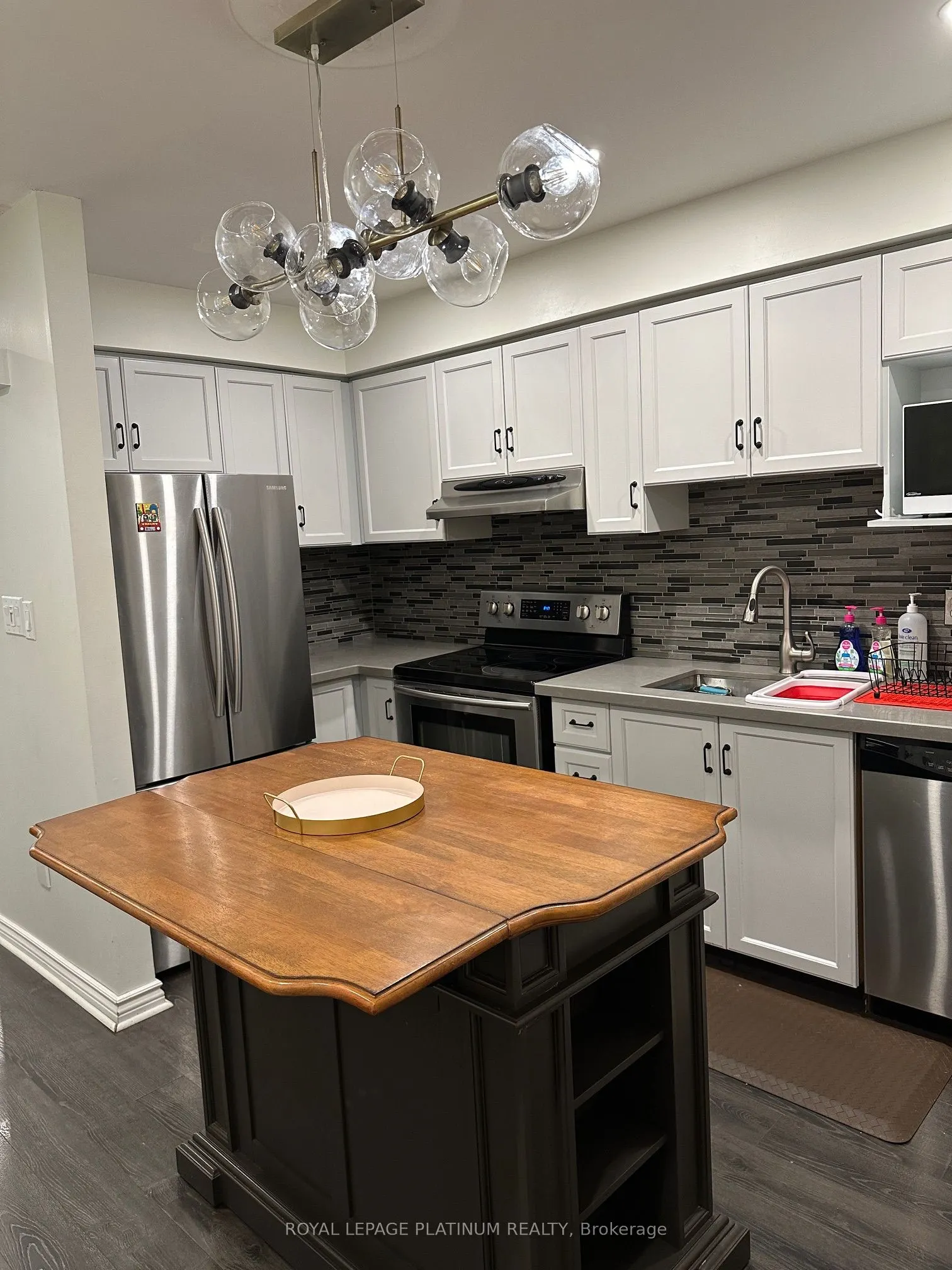895 Maple Avenue #611