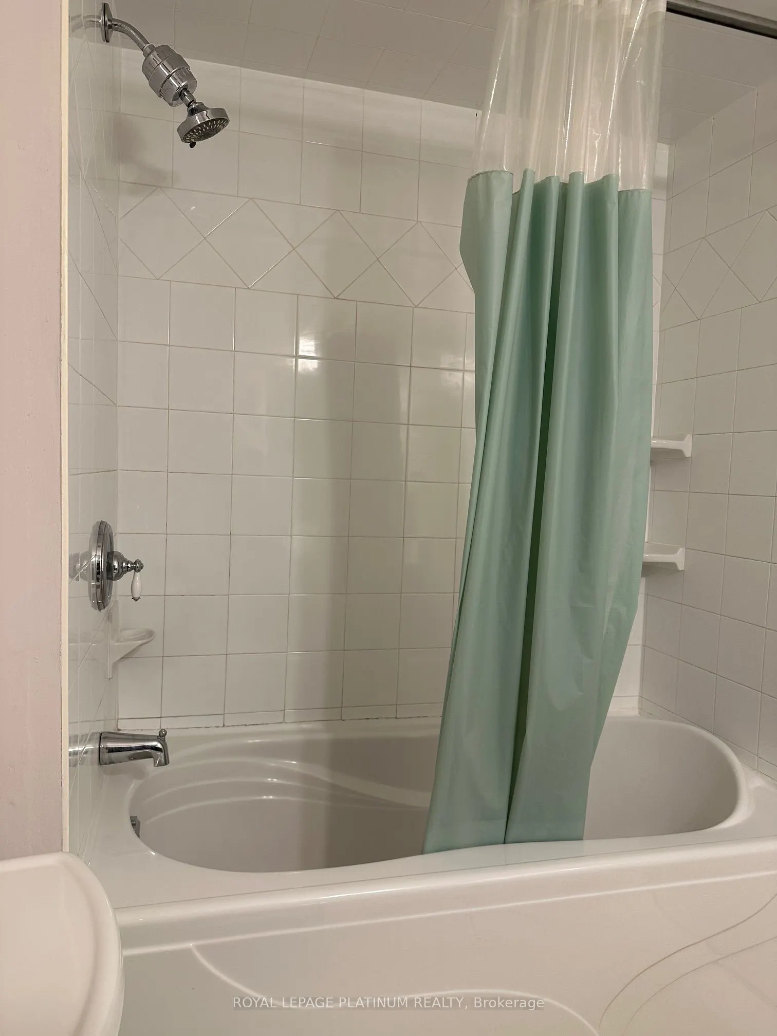 895 Maple Avenue #611