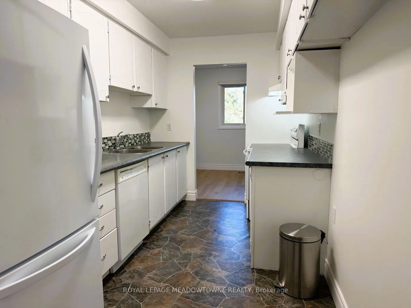 122 Lynden Circle #56