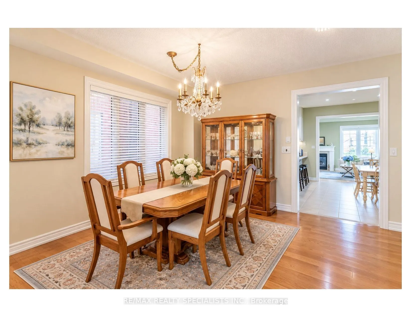 3428 Stoney Crescent