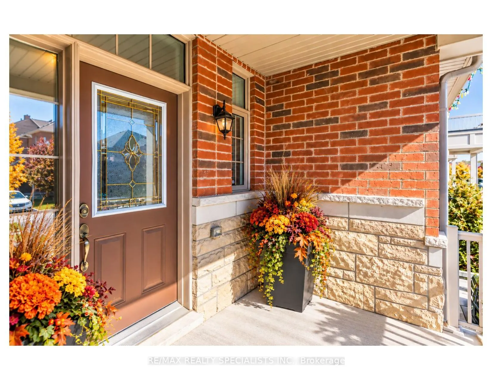 3428 Stoney Crescent