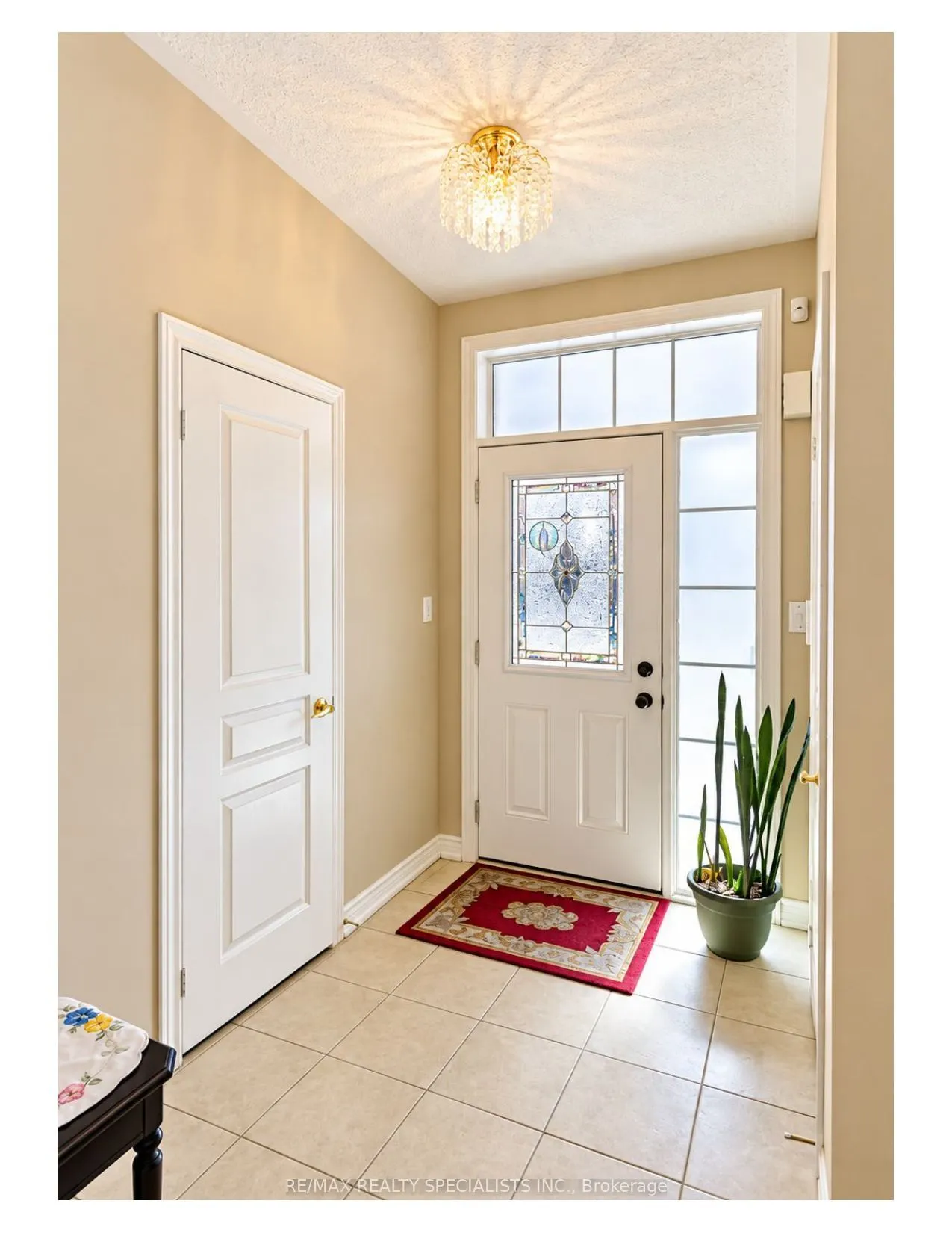 3428 Stoney Crescent
