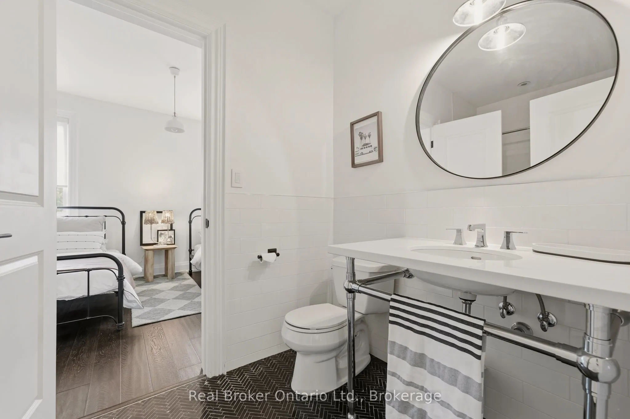 175 North Shore Boulevard W