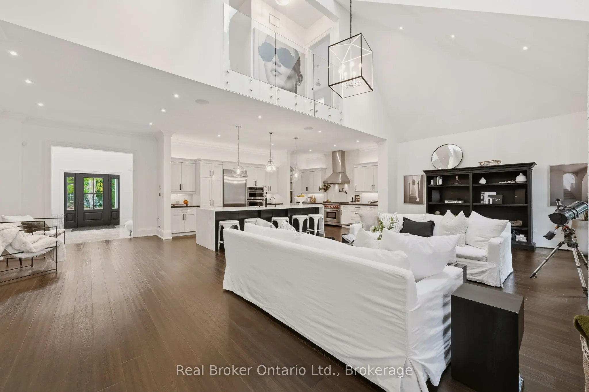 175 North Shore Boulevard W