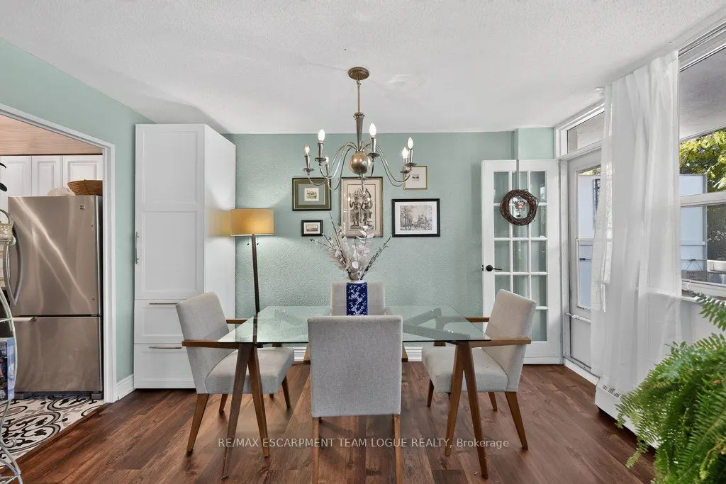 2263 Marine Drive #301