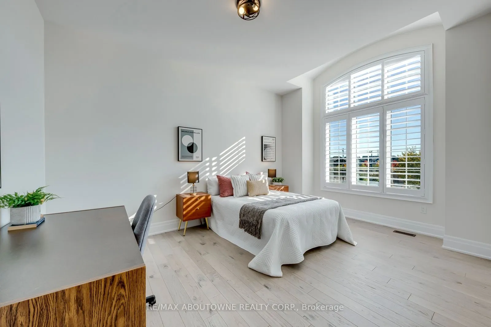 2359 Saw Whet Boulevard
