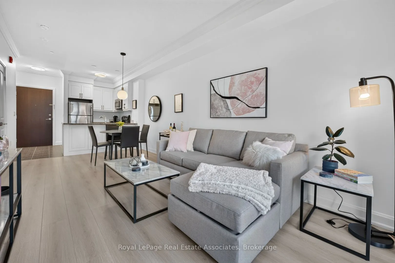 216 Oak Park Boulevard #214