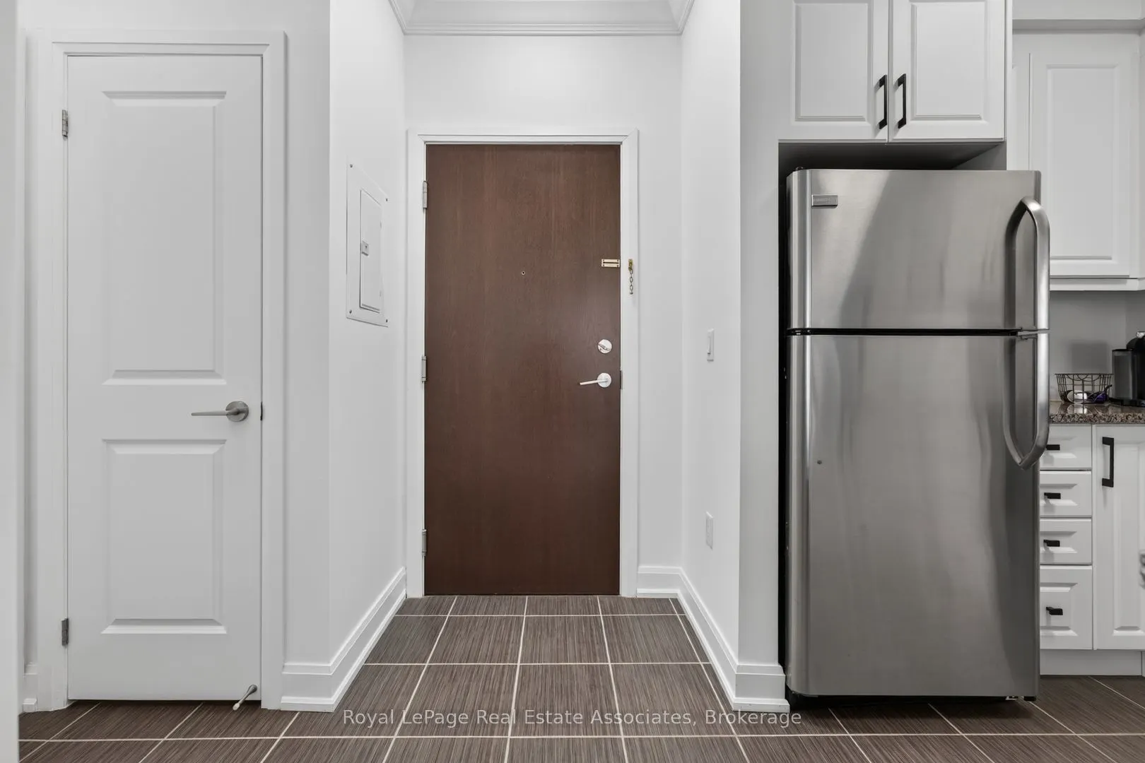 216 Oak Park Boulevard #214