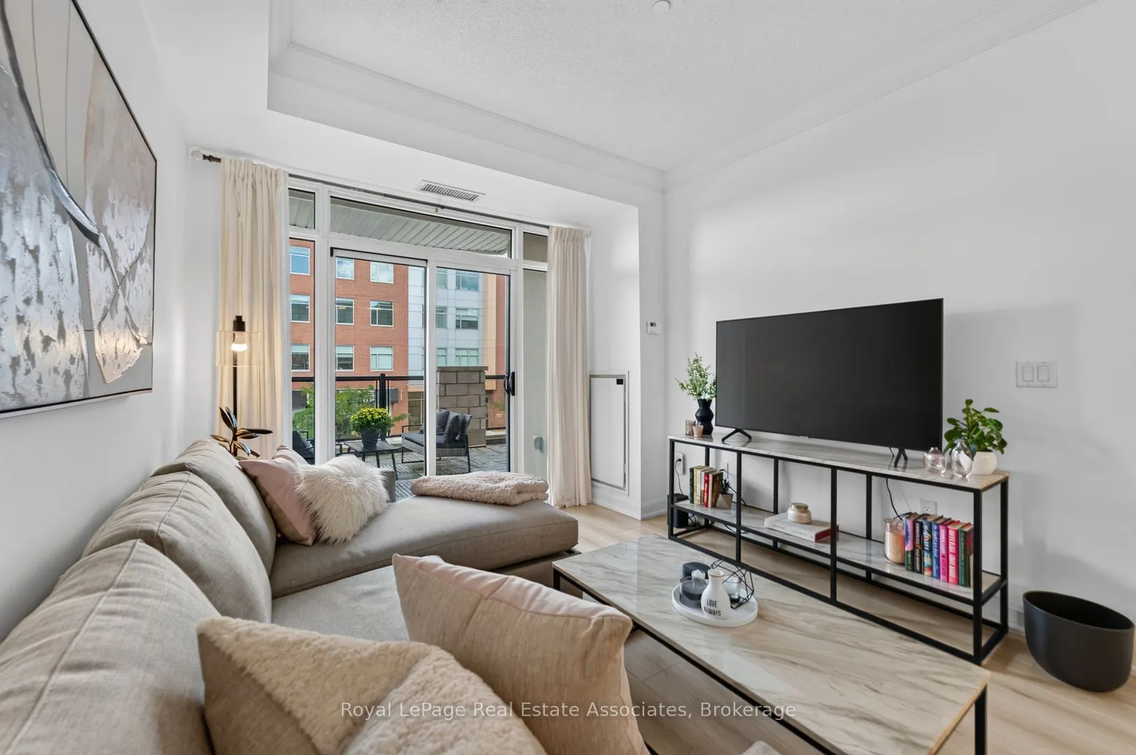 216 Oak Park Boulevard #214