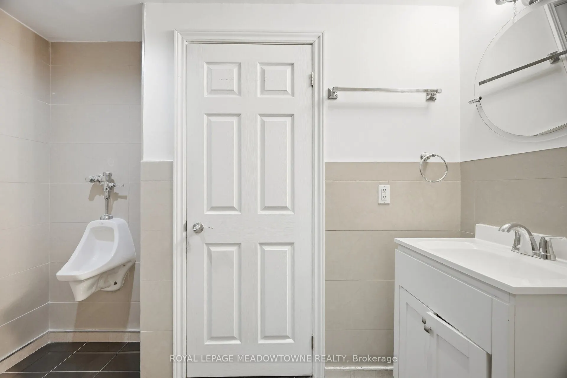 5221 Adobe Court