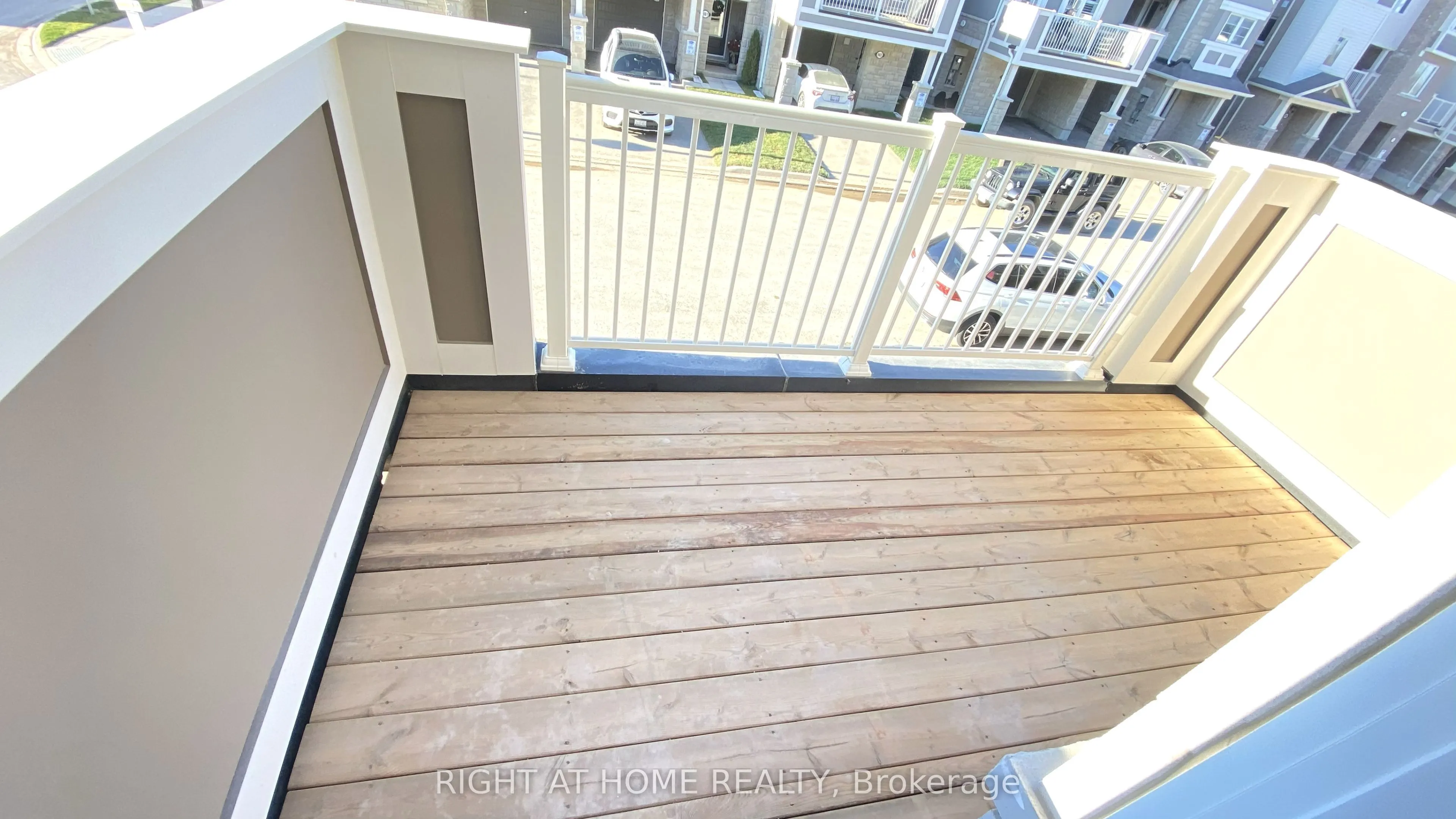 980 Alder Gate