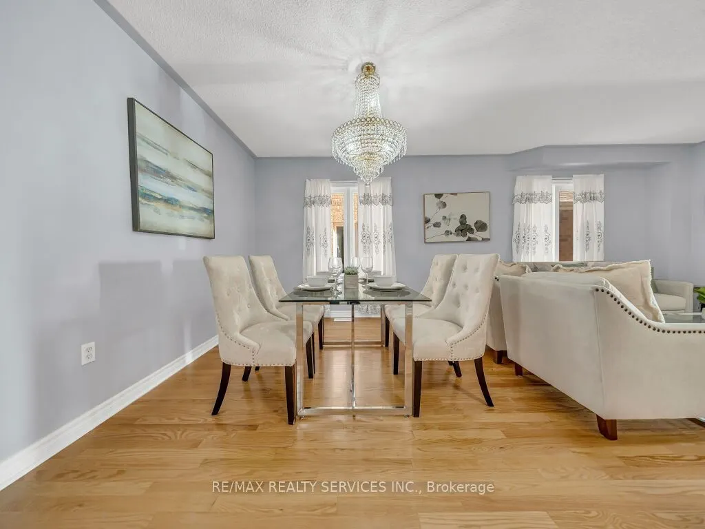 61 Sir Jacobs Crescent