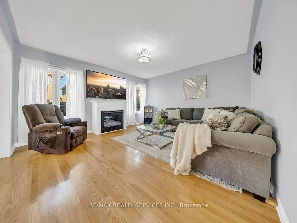 61 Sir Jacobs Crescent