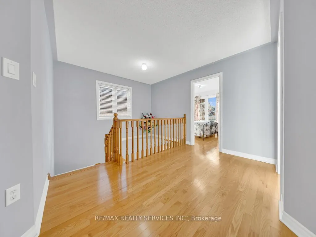 61 Sir Jacobs Crescent