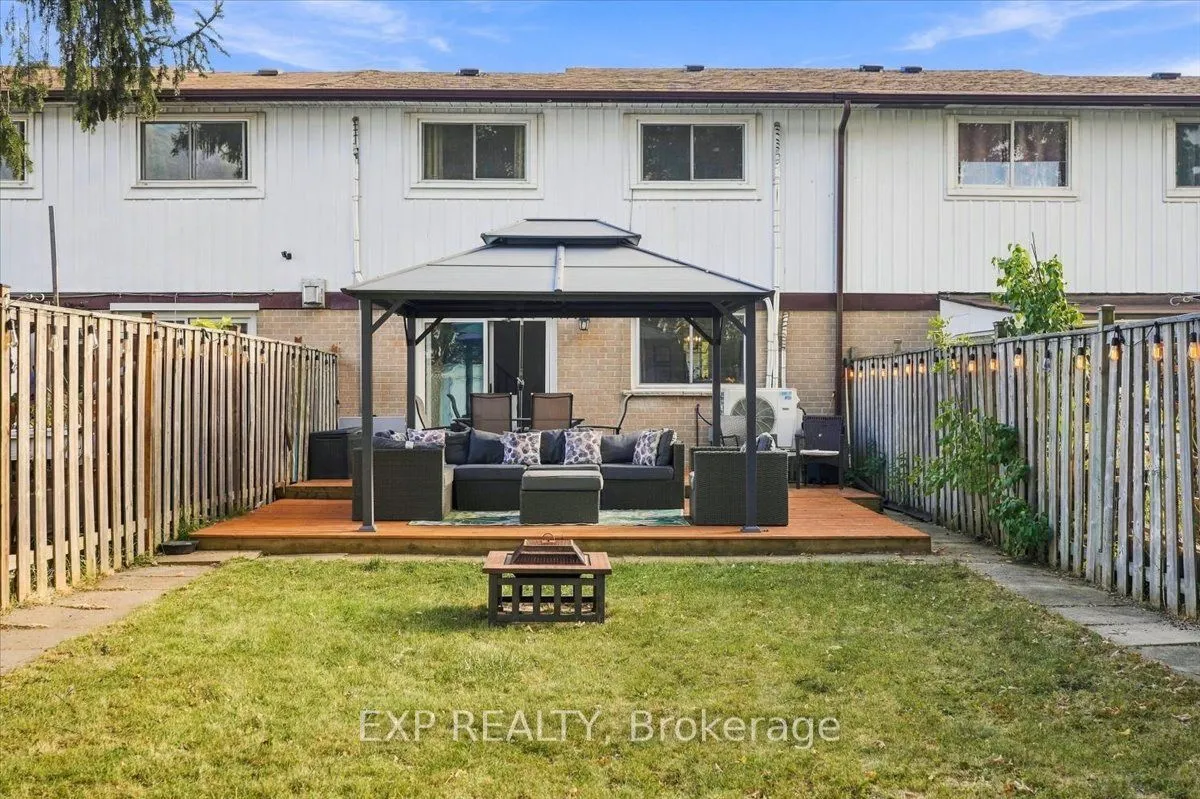 16 Havenbrook Court