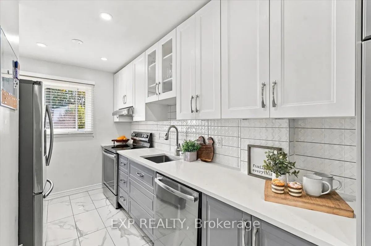 16 Havenbrook Court