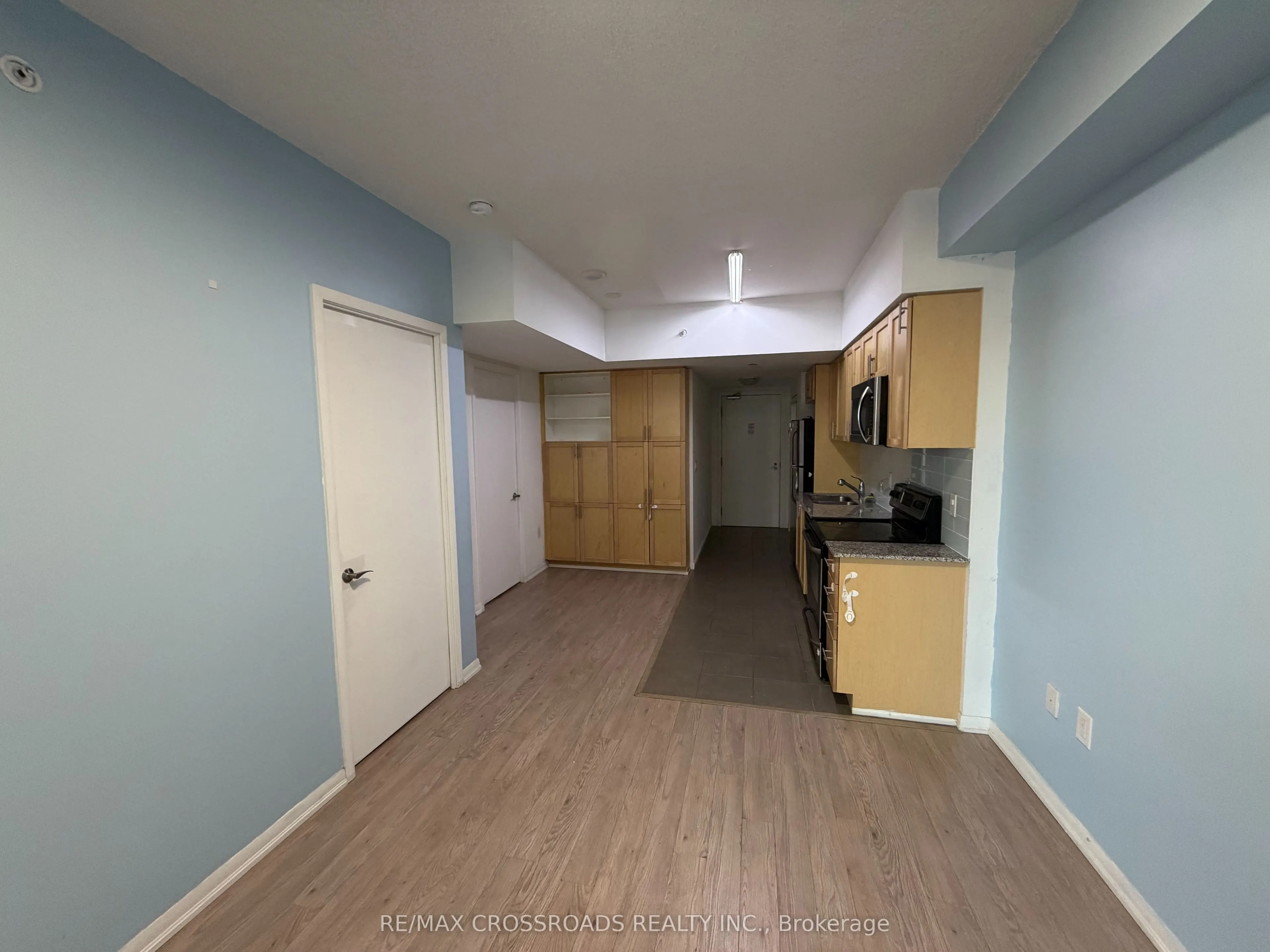 800 Lawrence Avenue W #605