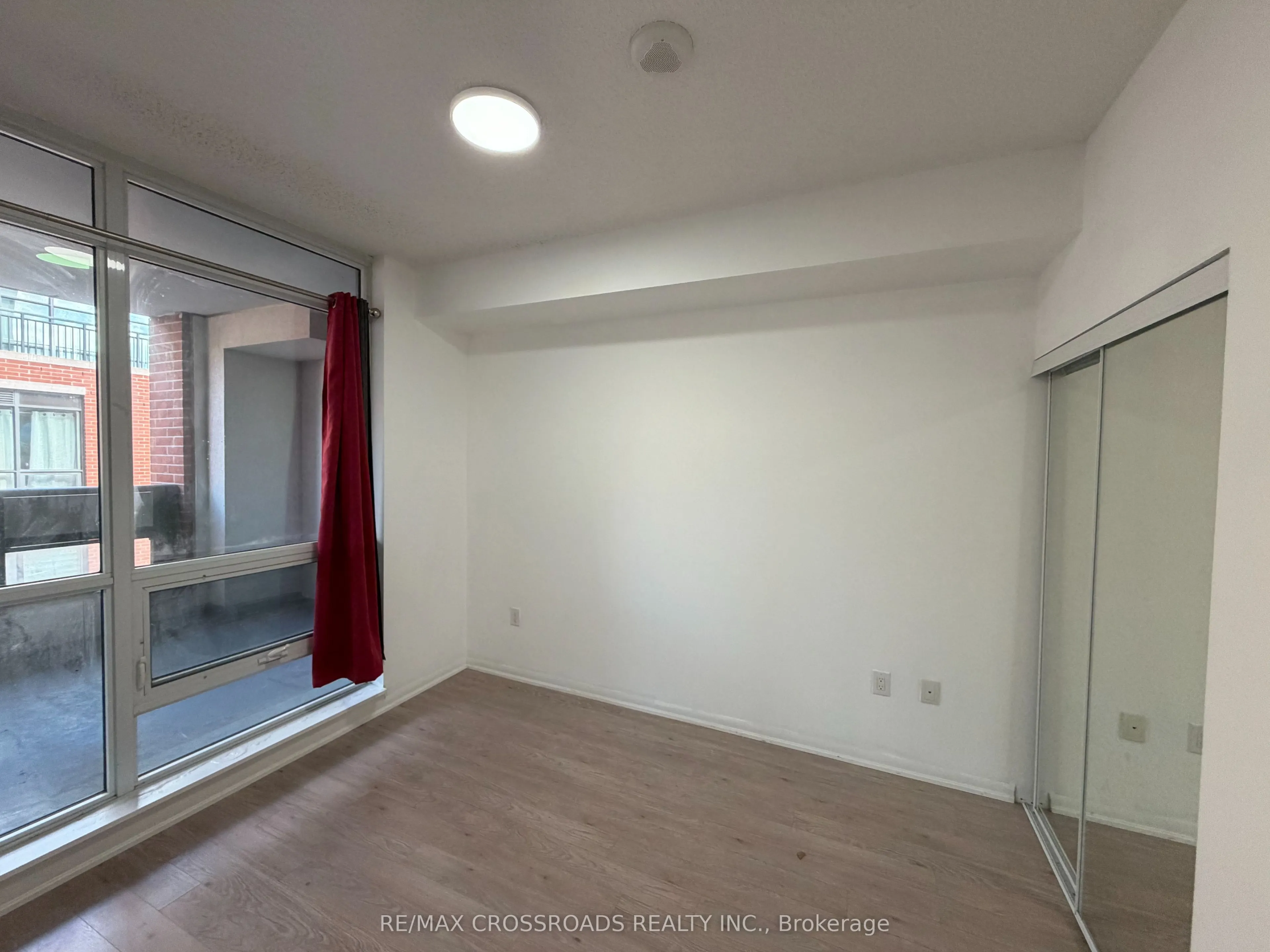 800 Lawrence Avenue W #605