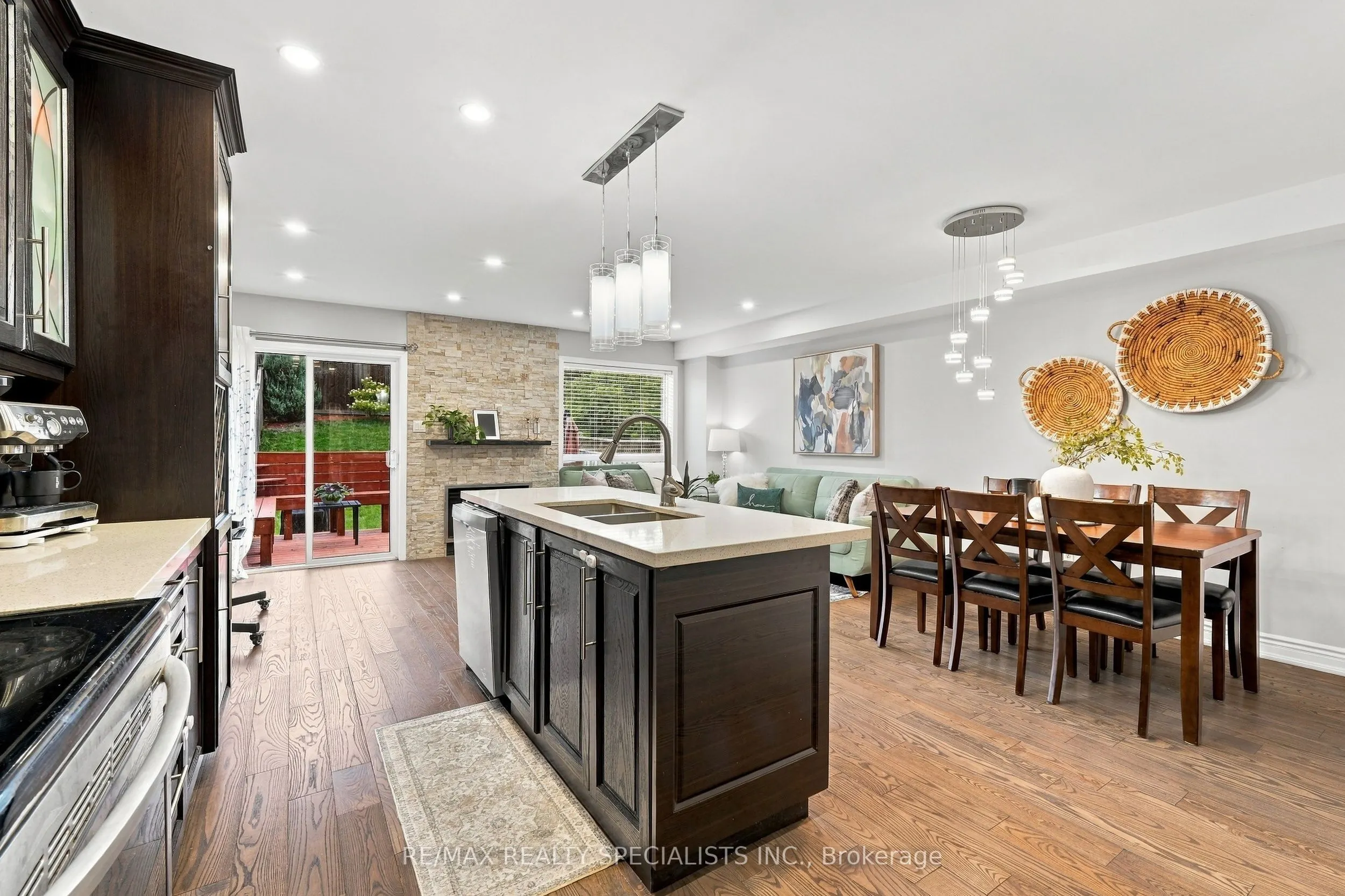 1140 Bonin Crescent