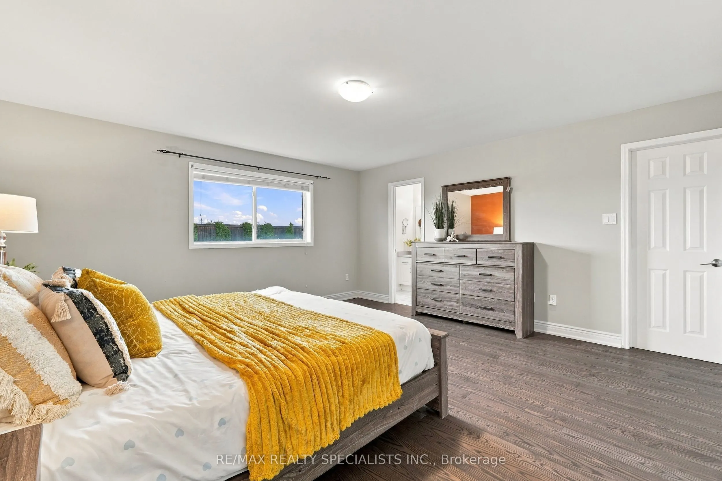 1140 Bonin Crescent