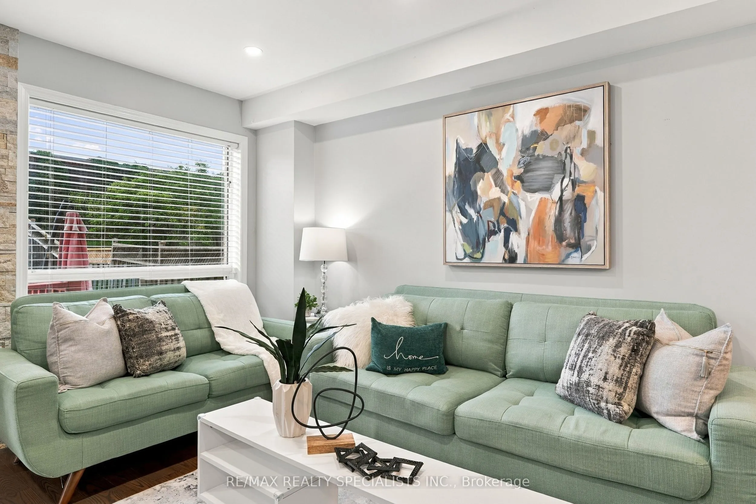 1140 Bonin Crescent