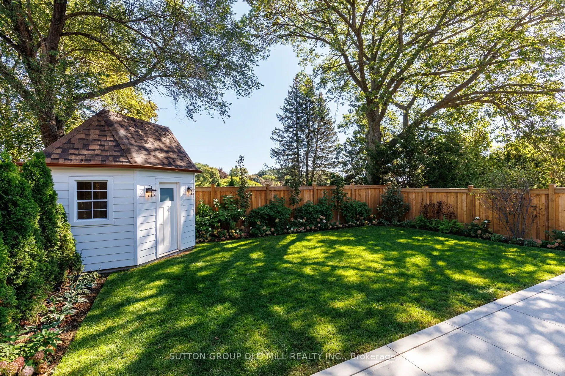 25 Beaucourt Road