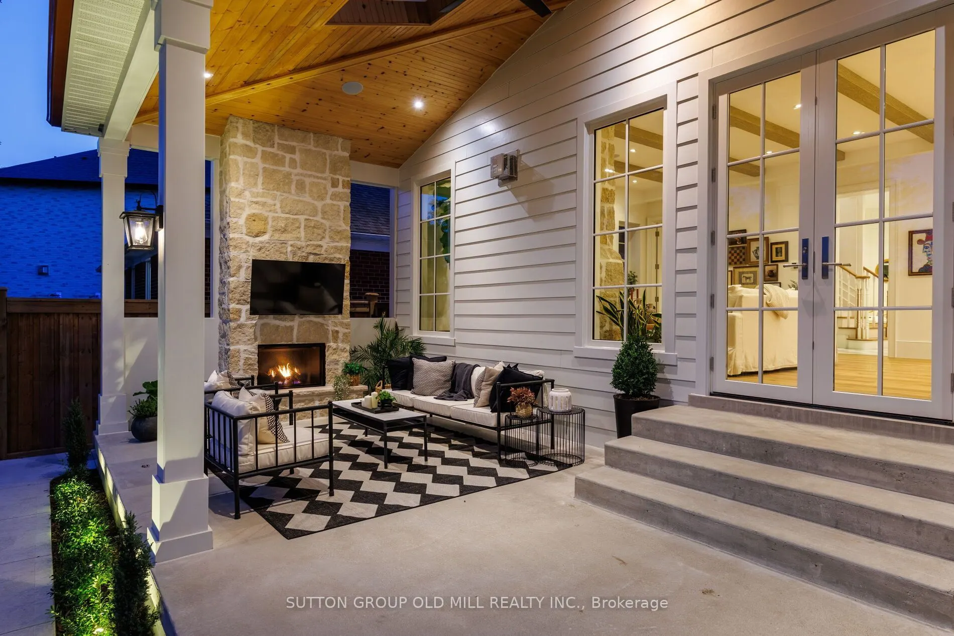 25 Beaucourt Road