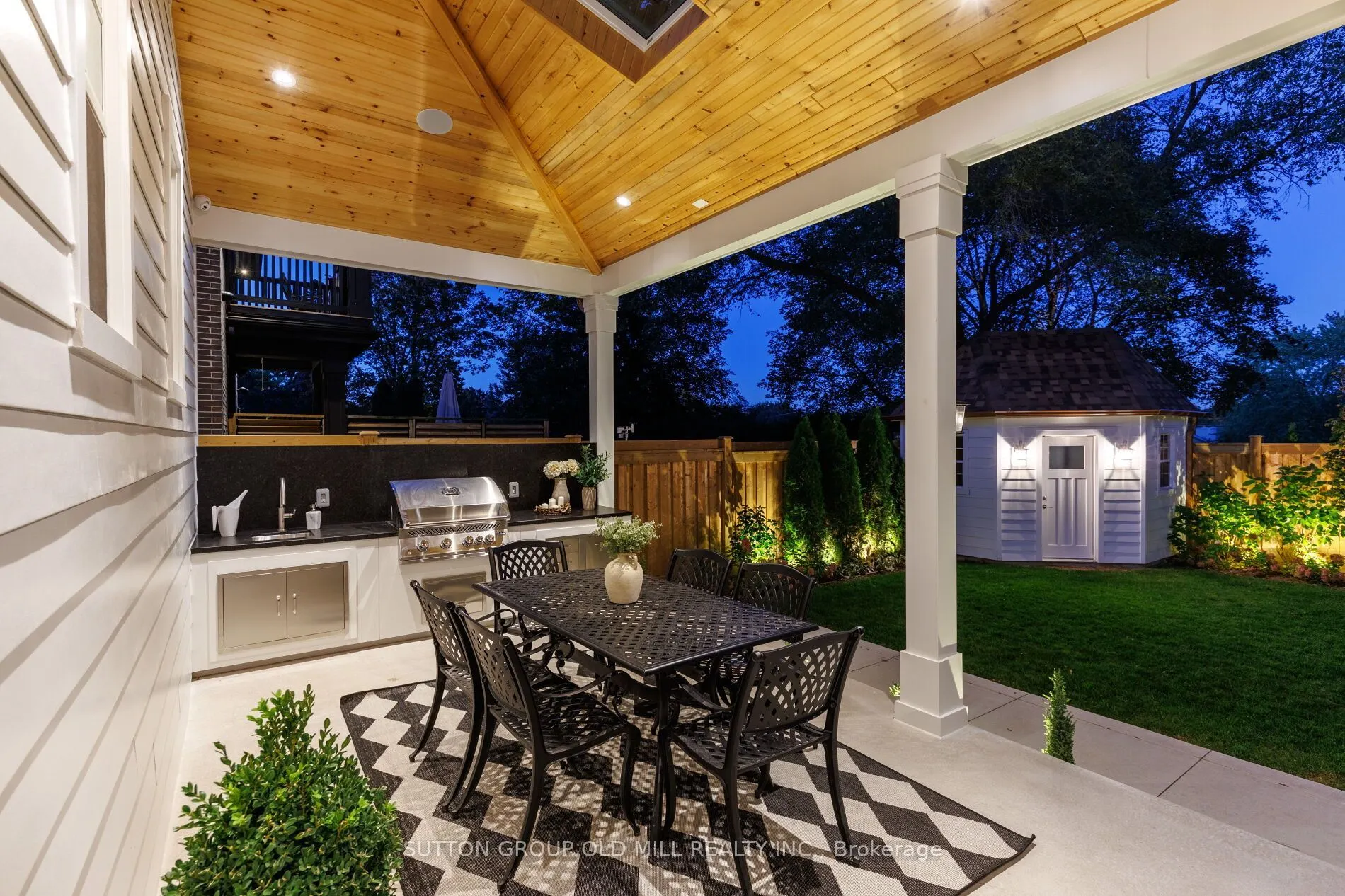 25 Beaucourt Road