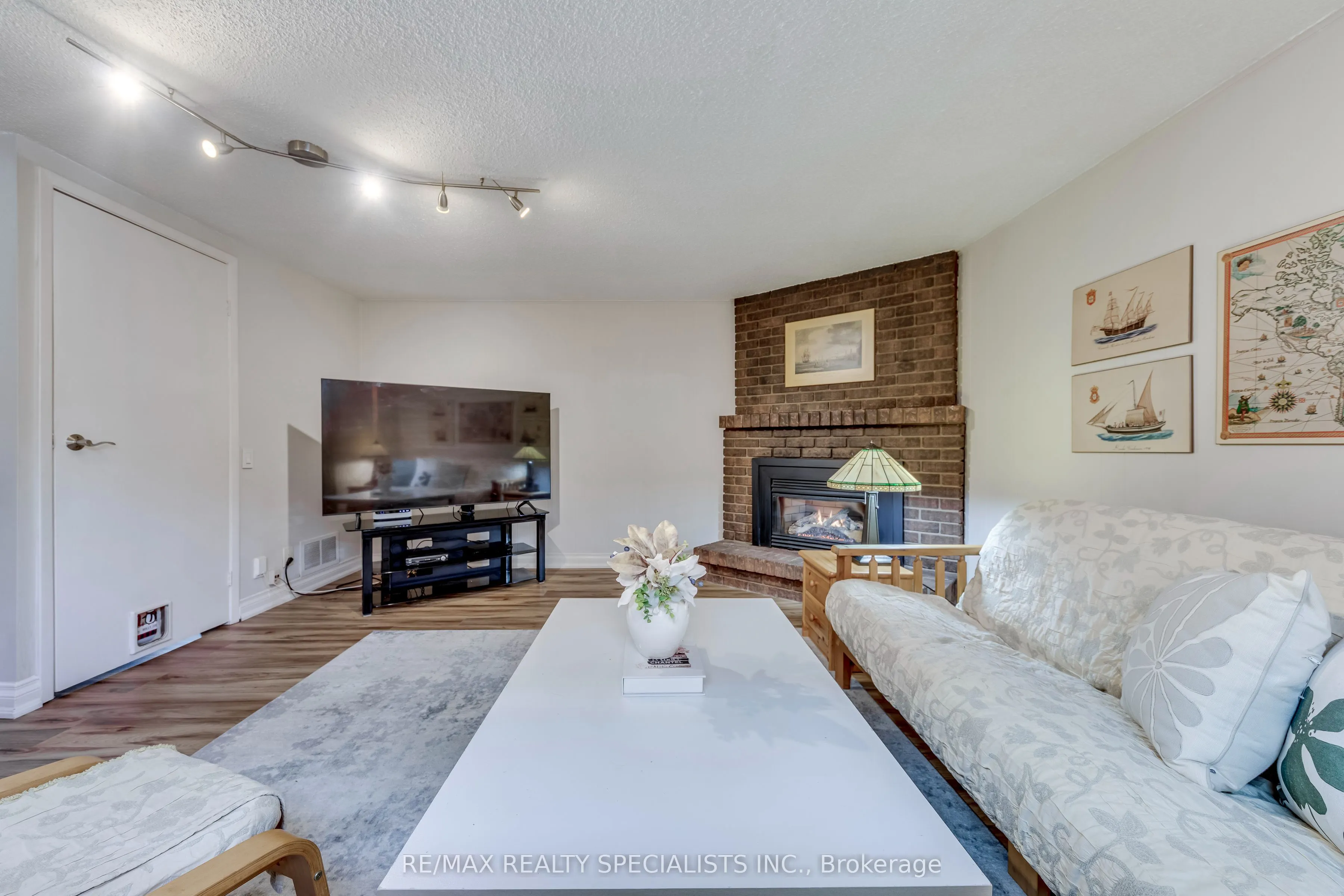69 Winterfold Drive
