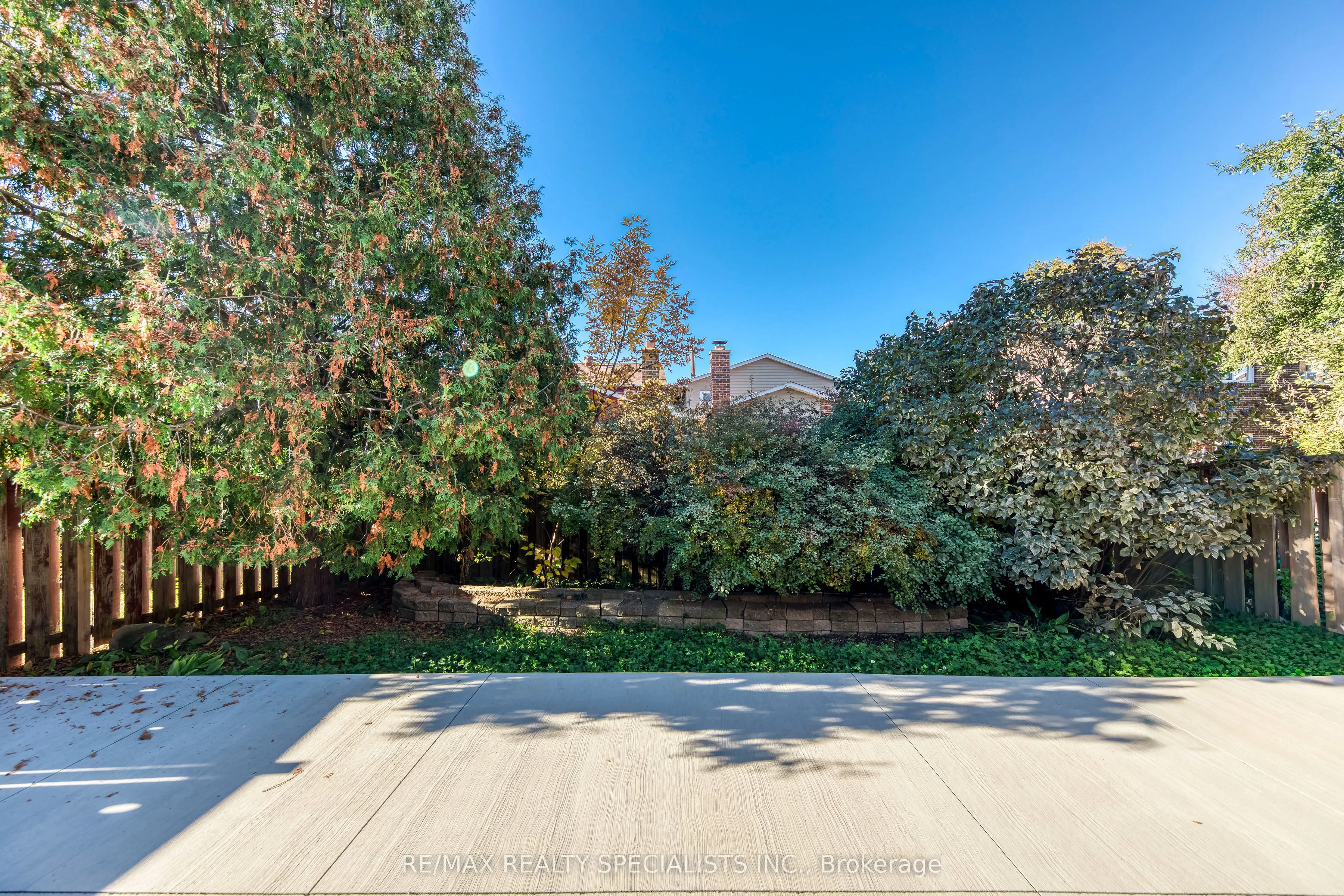69 Winterfold Drive