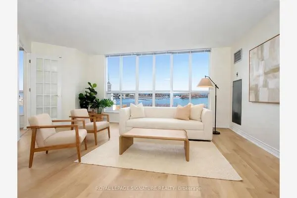 2285 Lake Shore Boulevard W #703