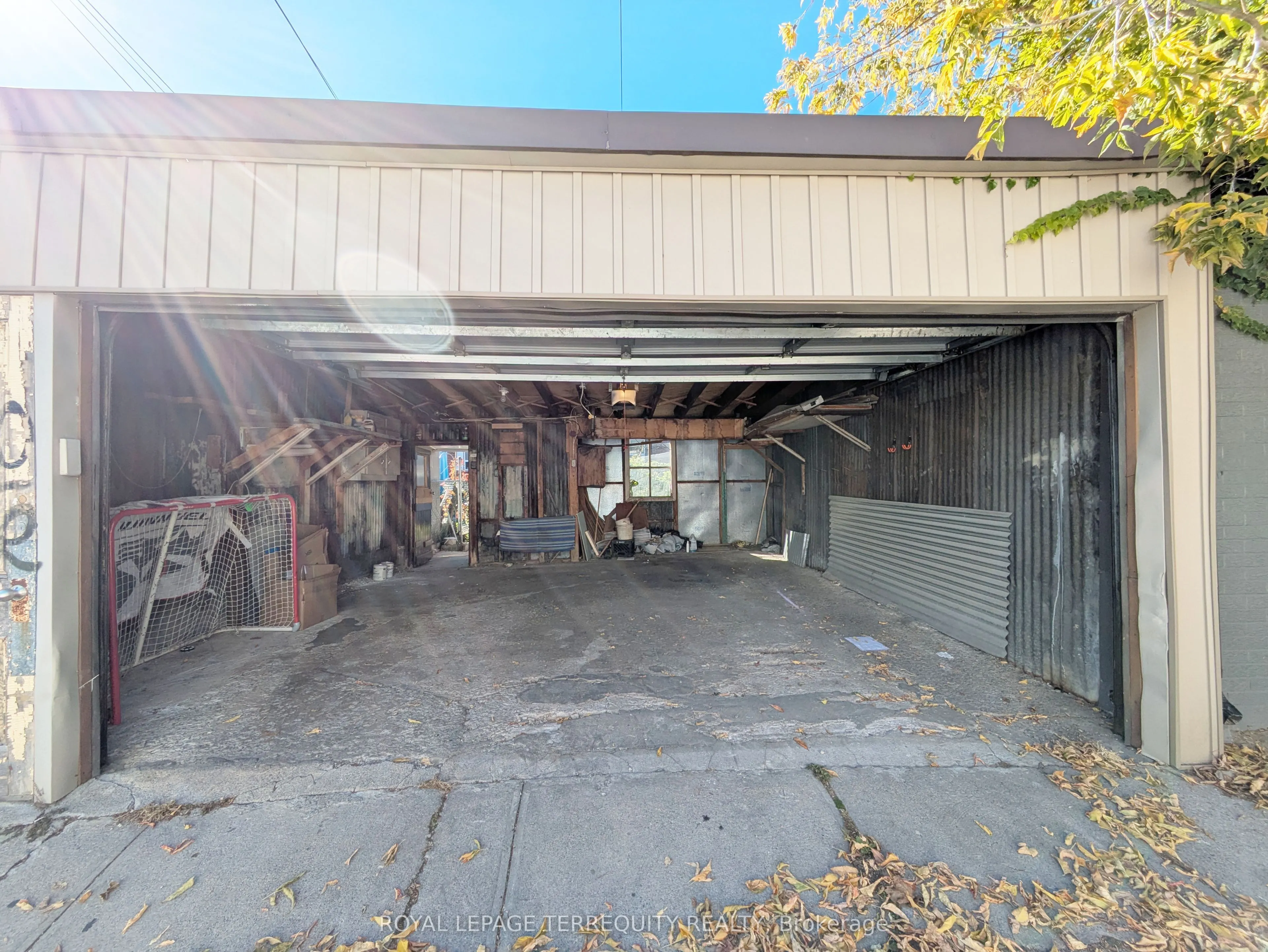 831 Shaw Street