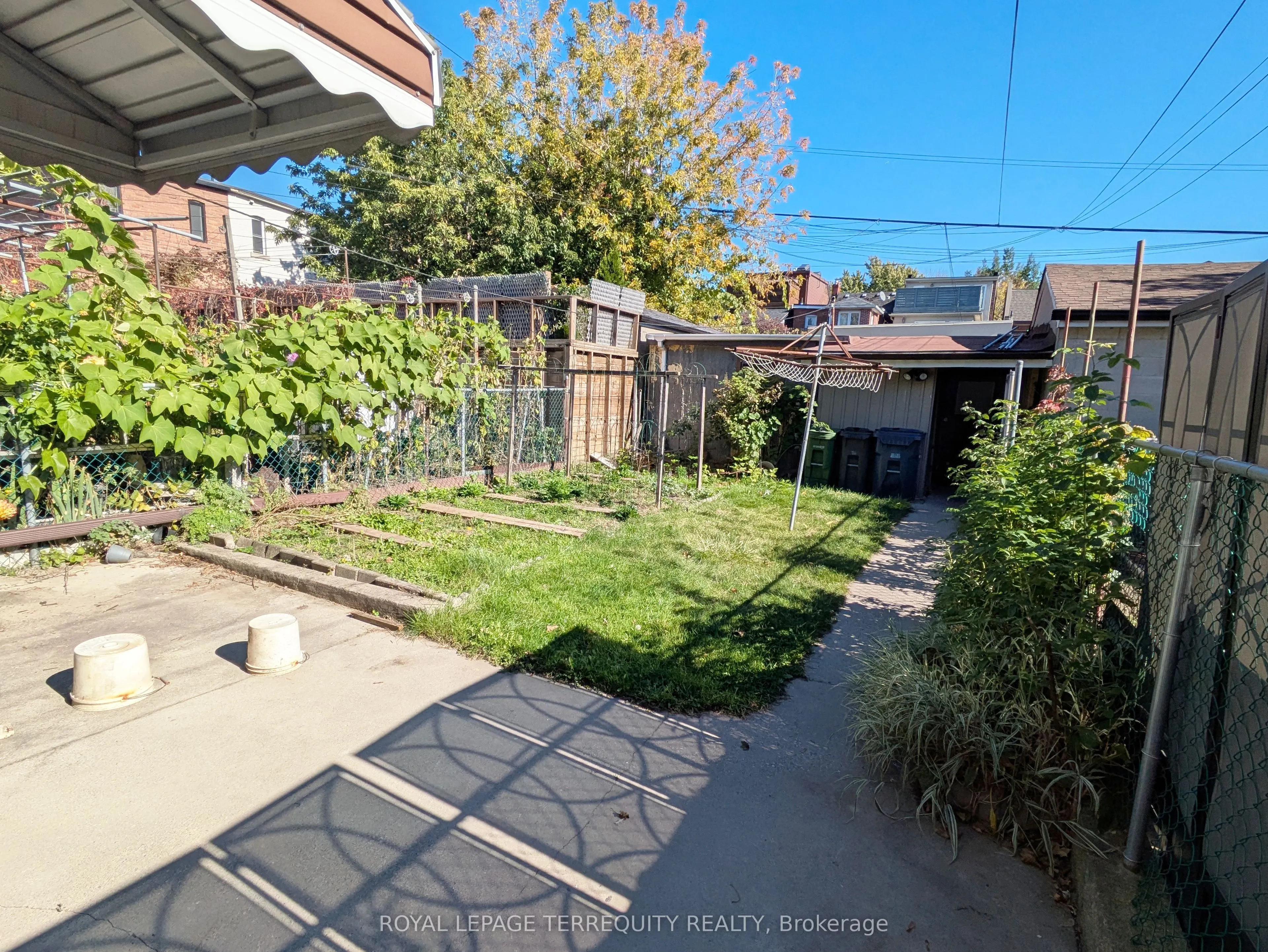 831 Shaw Street