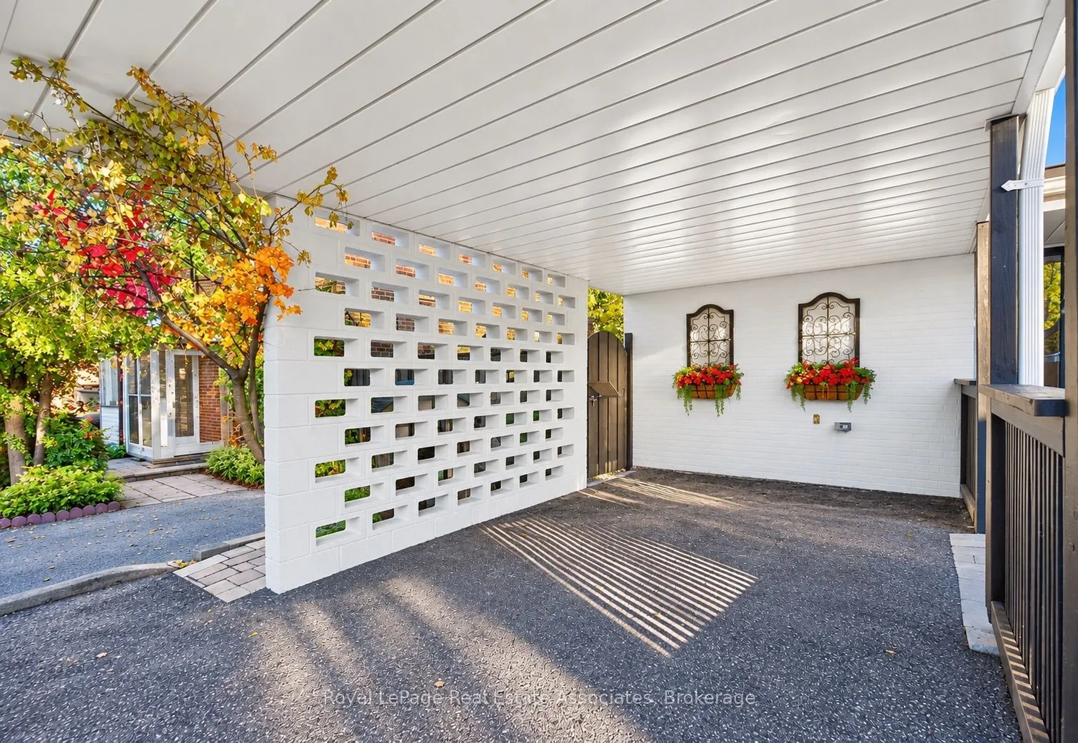 2604 Constable Road