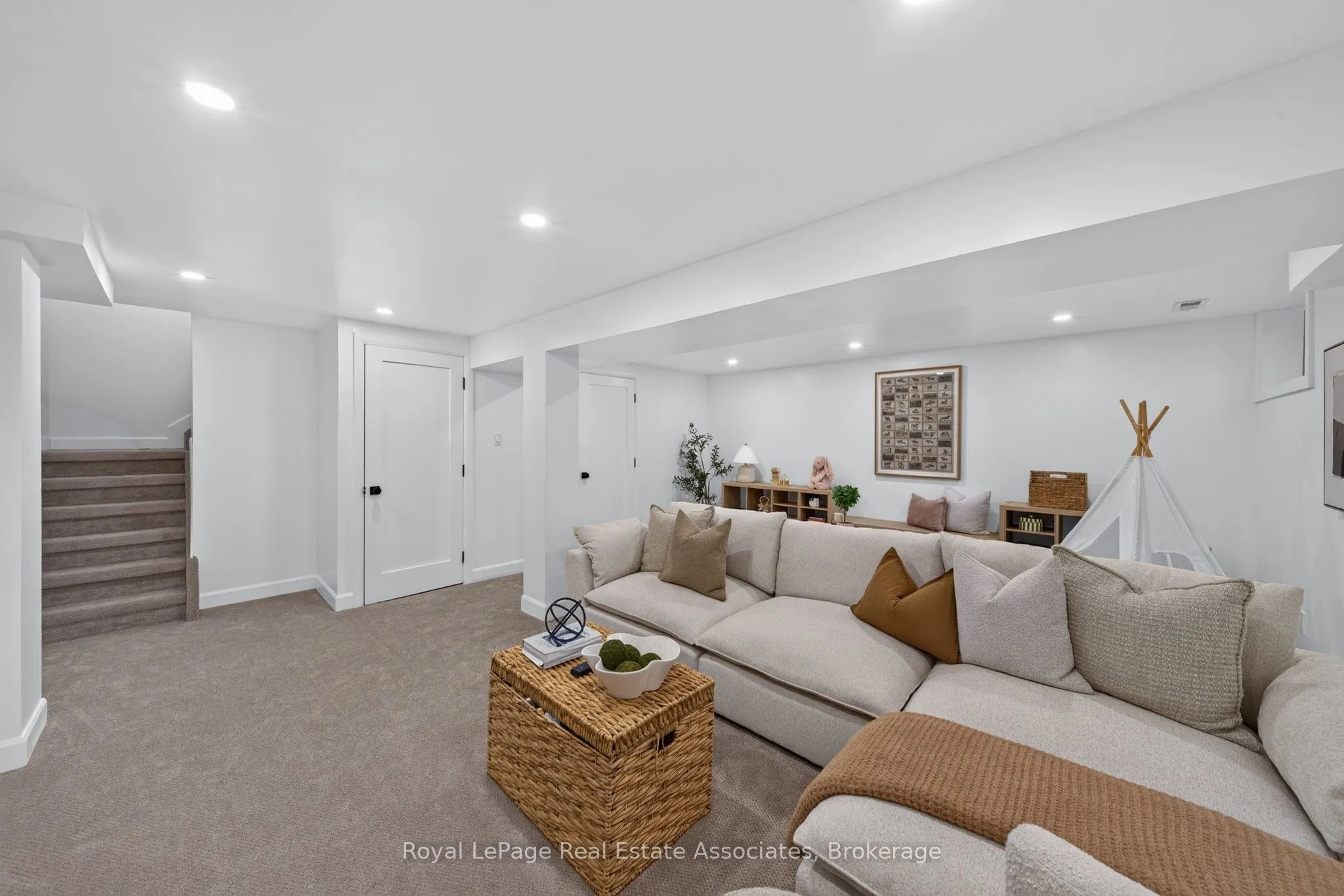 2604 Constable Road