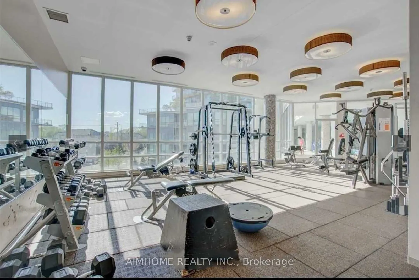 2240 lakeshore Boulevard #3202
