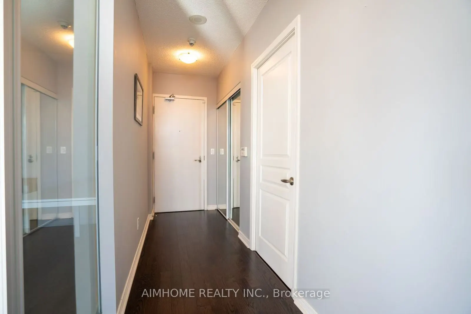 2240 lakeshore Boulevard #3202