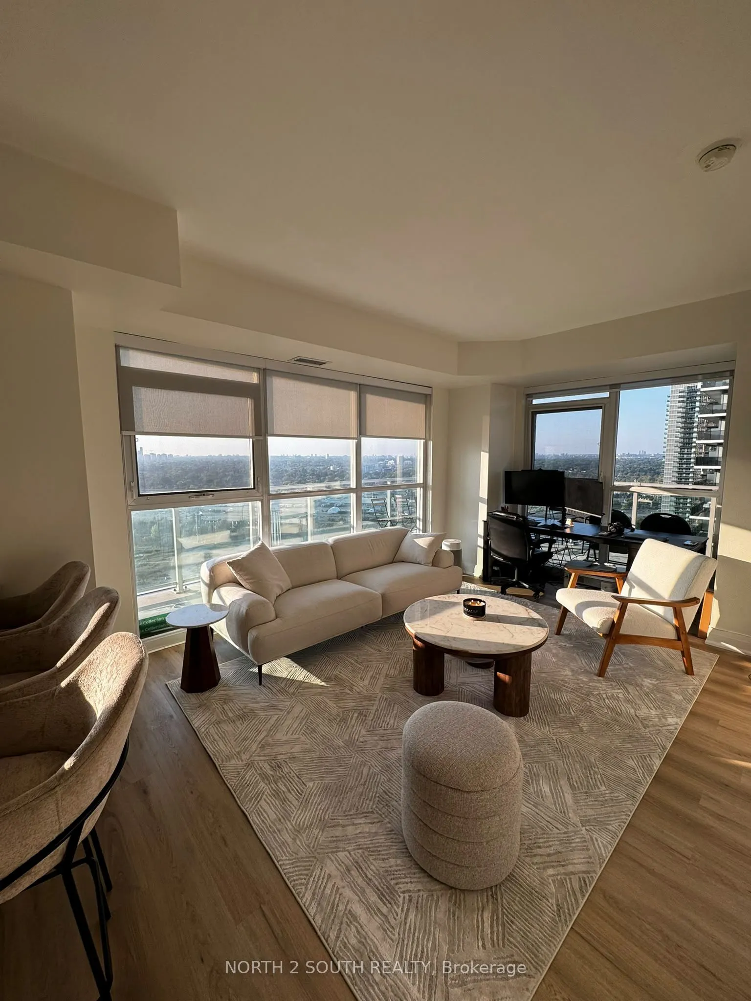 33 Shore Breeze Drive #2604