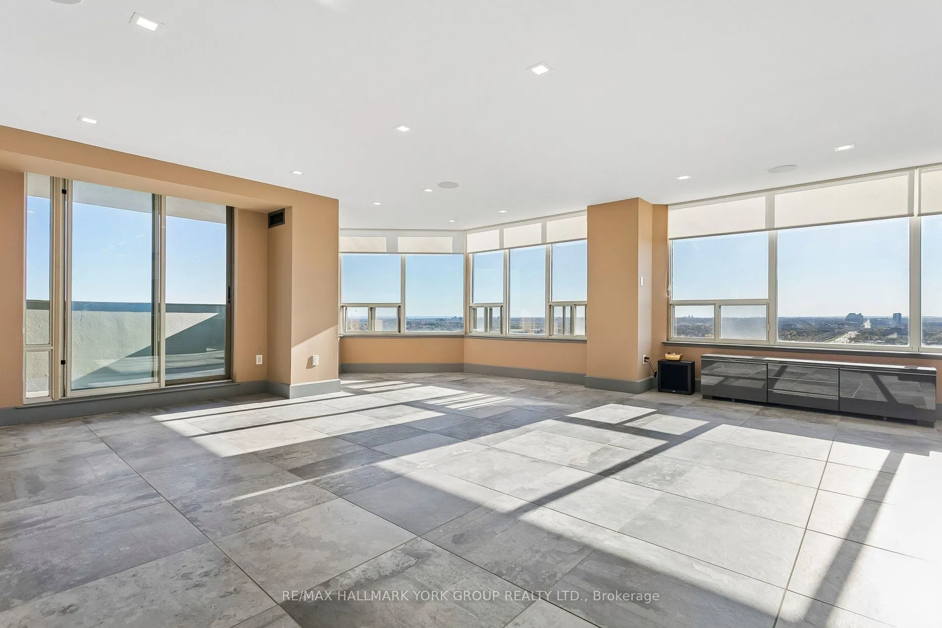 700 Constellation Drive #1909