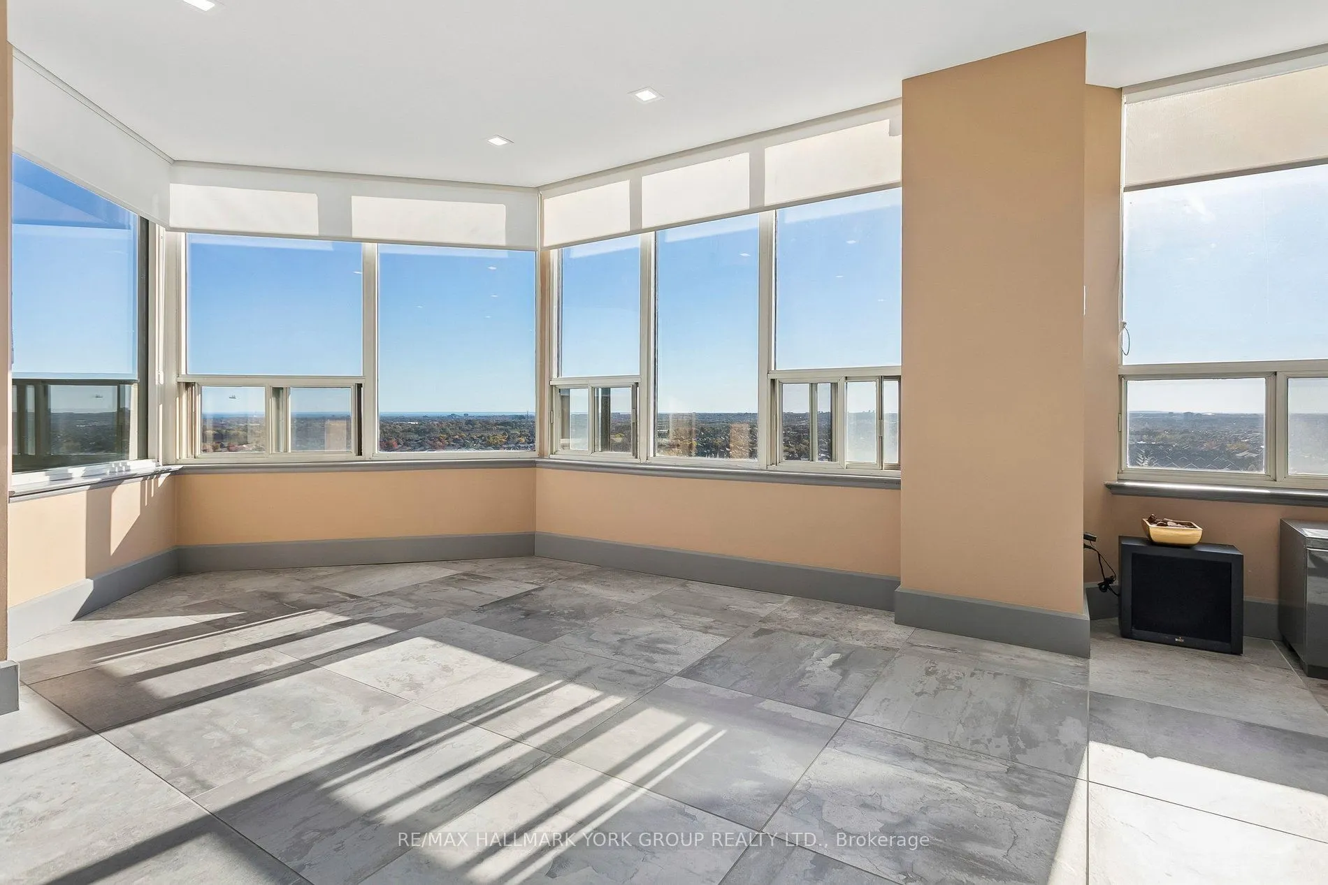 700 Constellation Drive #1909
