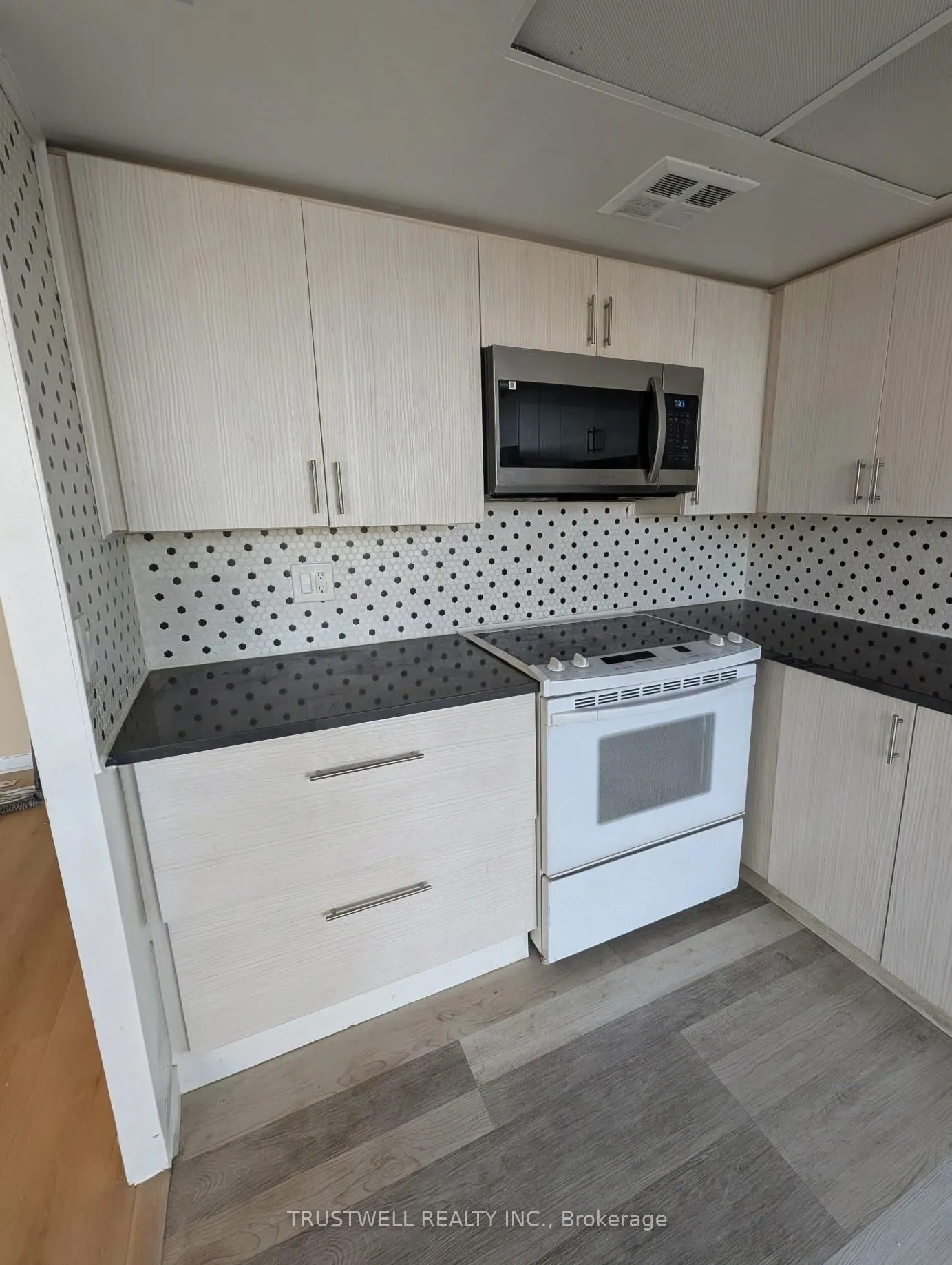 10 Markbrook Lane #1707