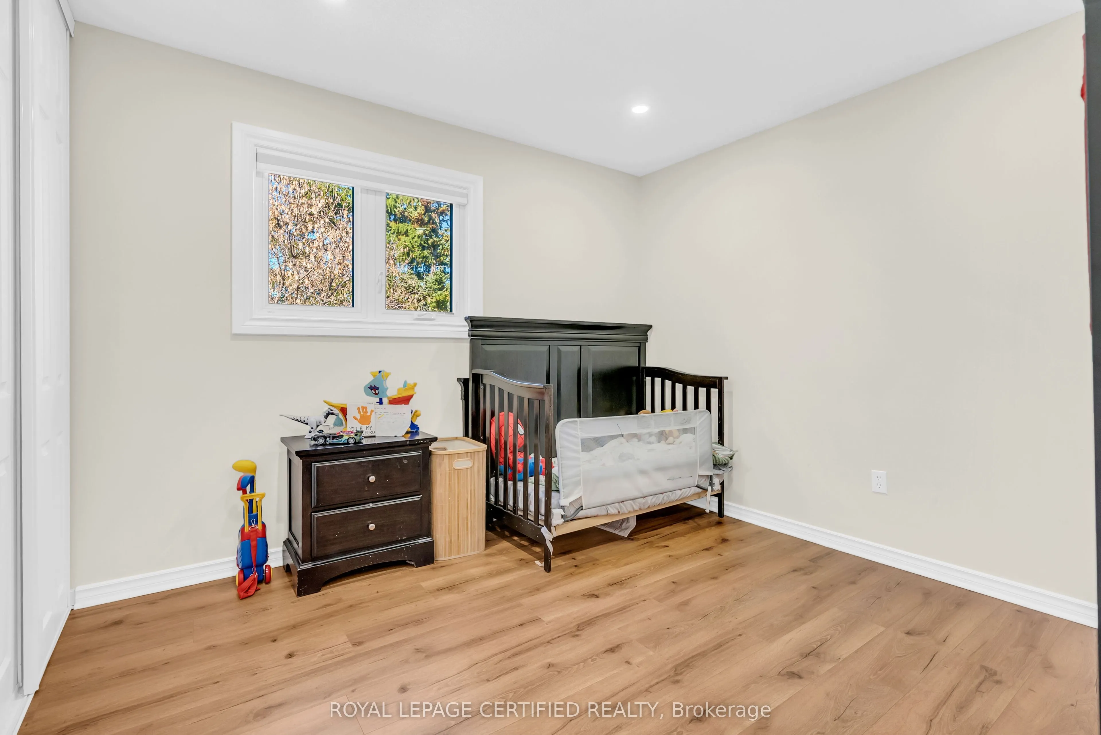 22 Madelaine Crescent