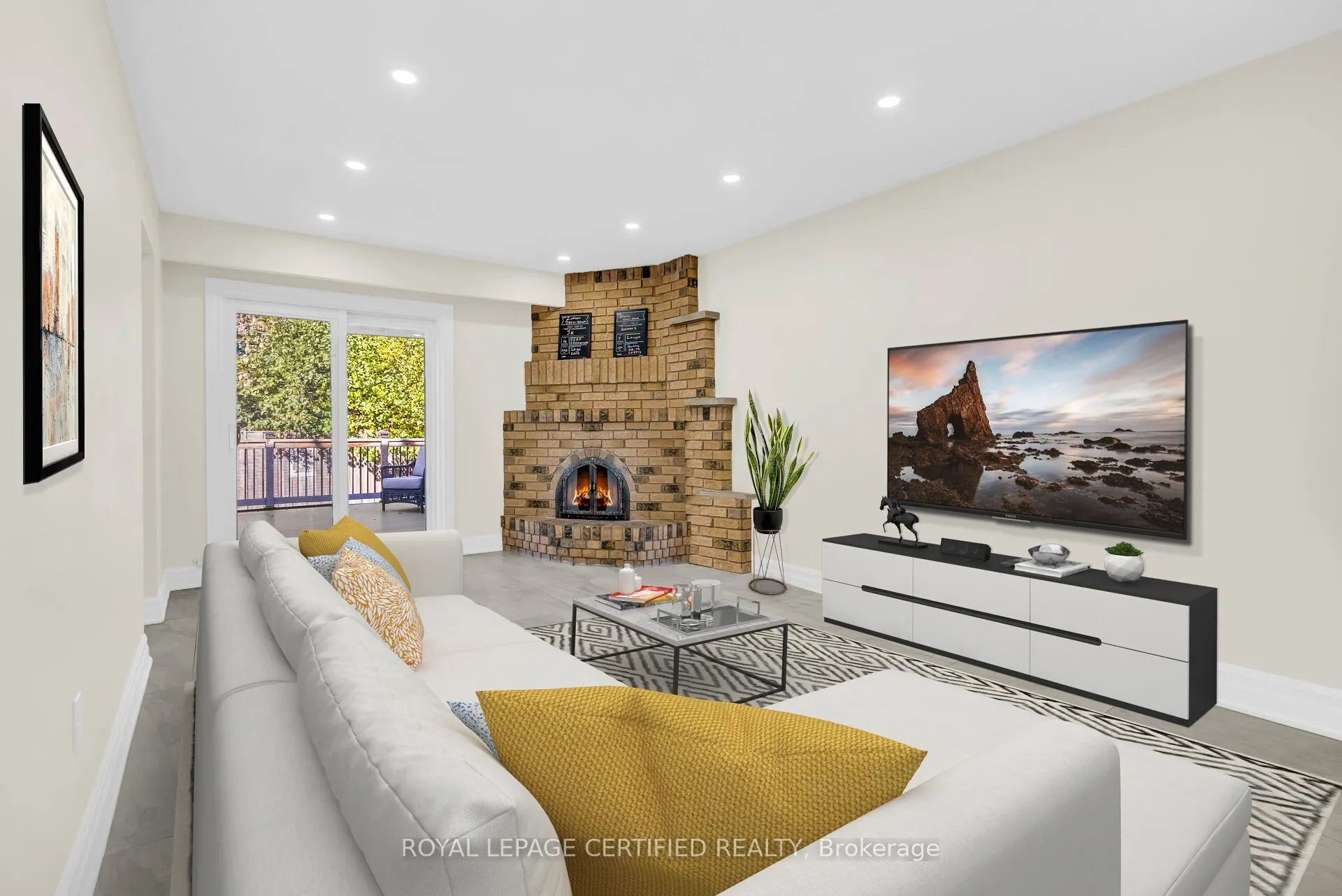 22 Madelaine Crescent