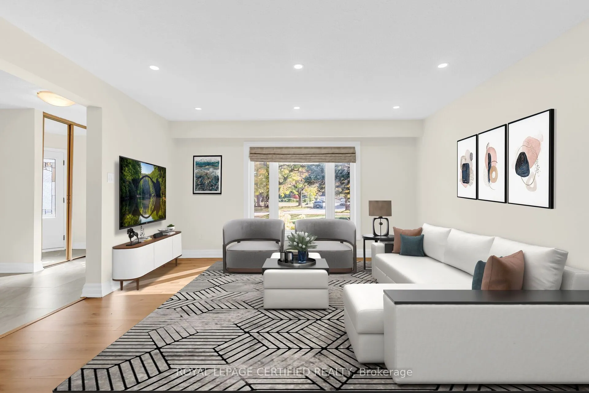 22 Madelaine Crescent